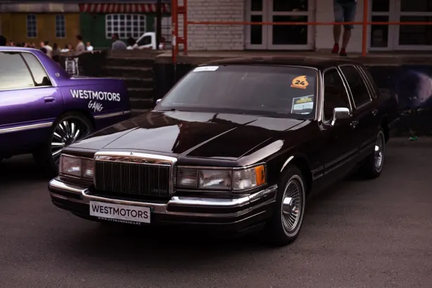 Nomini Kaszinó Android/iOS Alkalmazás